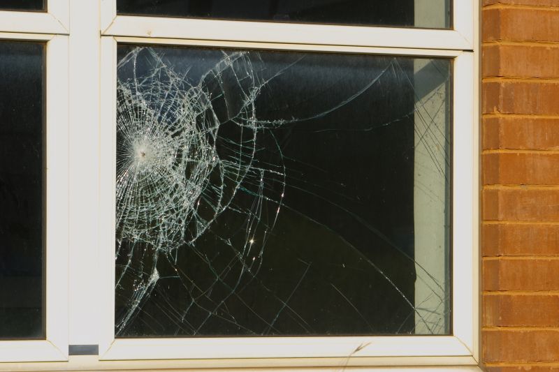 Broken Window Repair in Kansas City, KS
